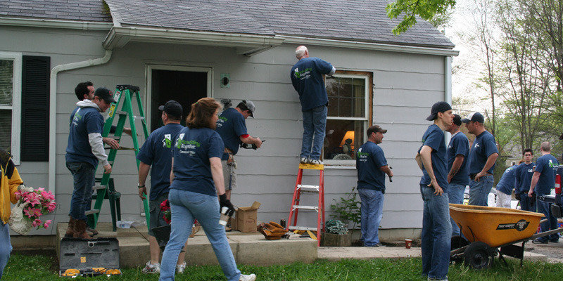 LC Cares | Annex at River South Apartments
