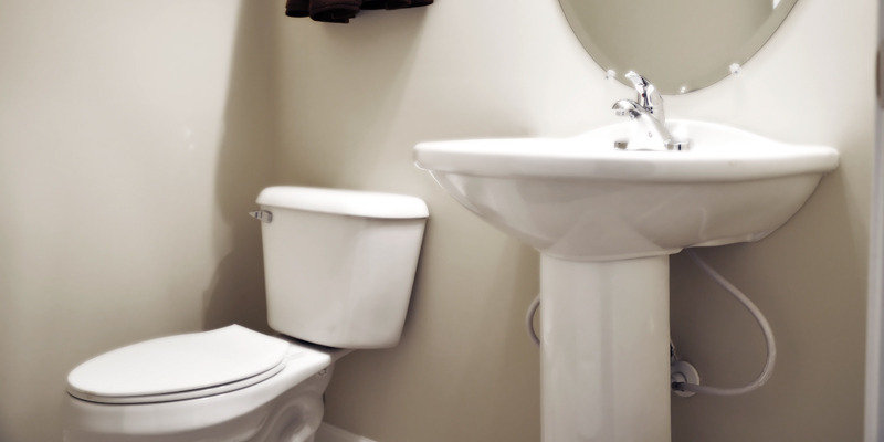 Chatsworth A Bathroom | Waggoner Park Condos
