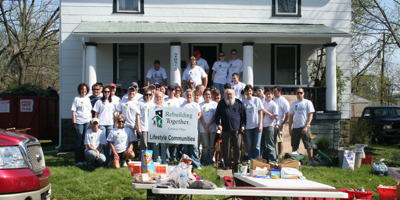 LC Cares | Villages at New Albany Park